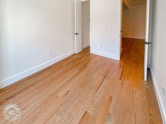 3rd image of 406 Cornelia St #3C
