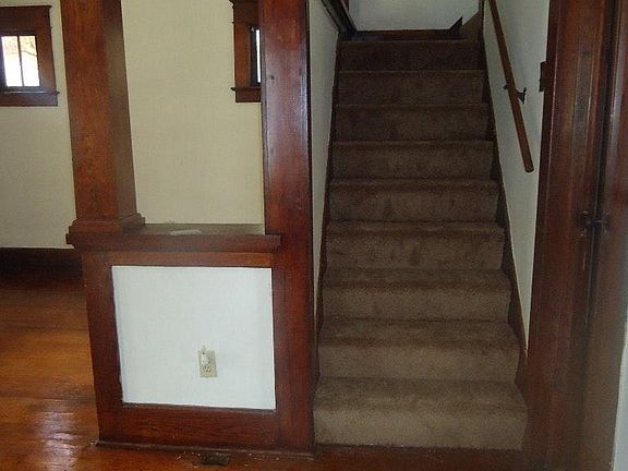 3rd image of 314 Lathrop St
