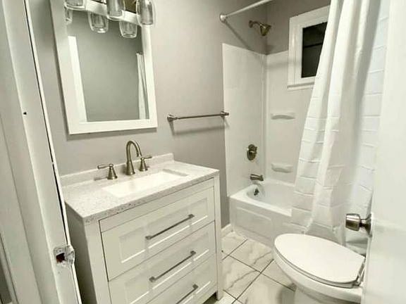 5th image of 120 Daniels Dr