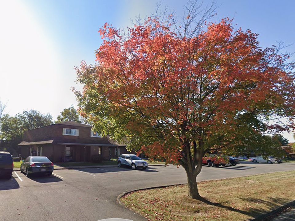1st image of 129A Briarwood Dr #A