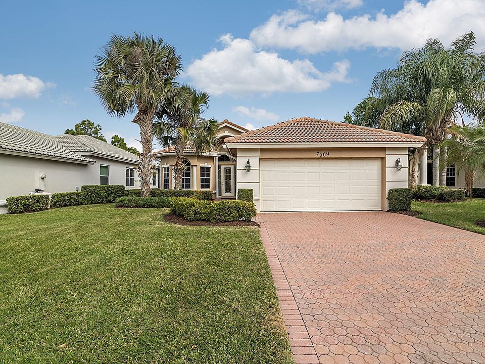 1st image of 7669 Greenbrier Cir
