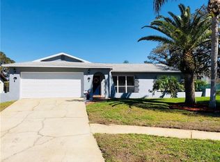 10934 Peppertree Ln, Port Richey, FL 34668