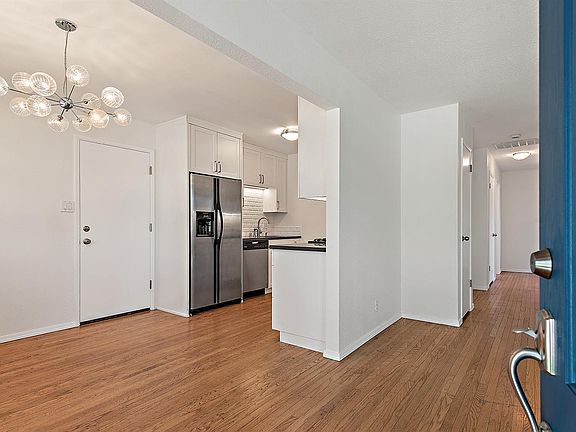 4th image of 1516 Oakleaf Avenue
