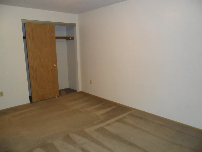 377 Madrona Ave SE #210 — Photo 7