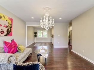 357 Maplewood Ave, Colonia, NJ