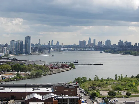 Sold by CityView Real Estate Inc. | media 13