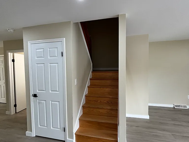 20 Lincoln Pl — Photo 5