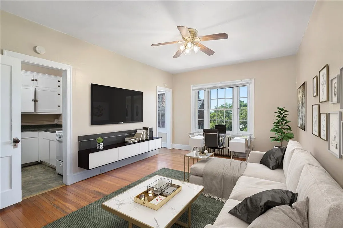 Highland Park Apartments — Photo 2