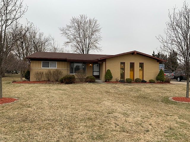 1st image of 27047 Arden Park Cir