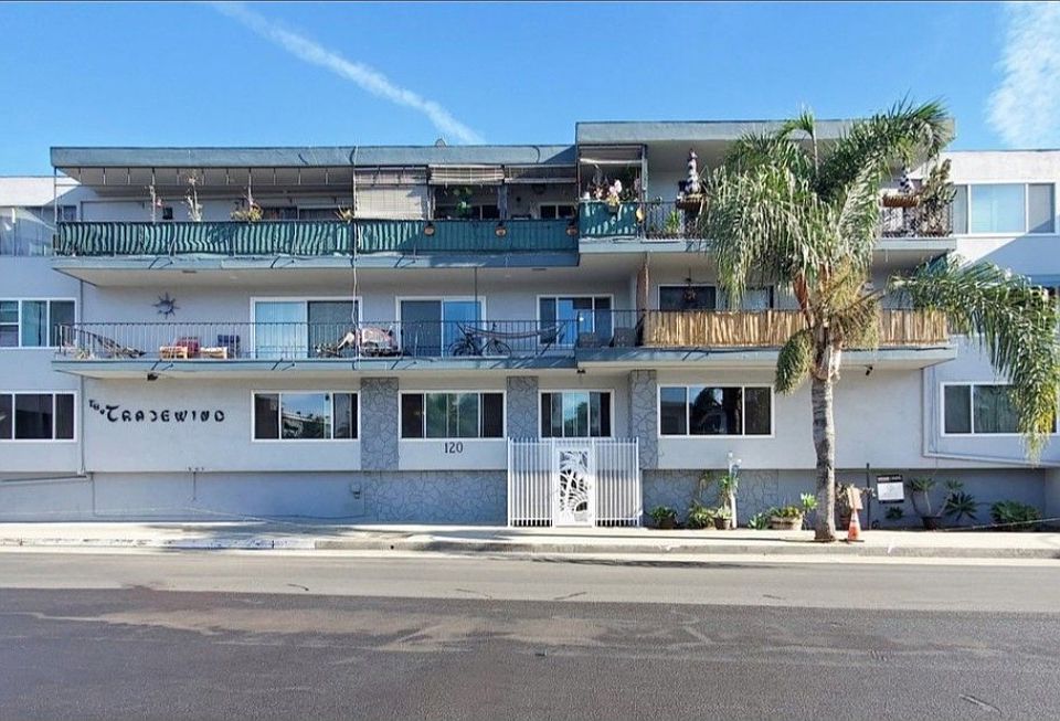 1st image of 120 Alamitos Ave APT 9