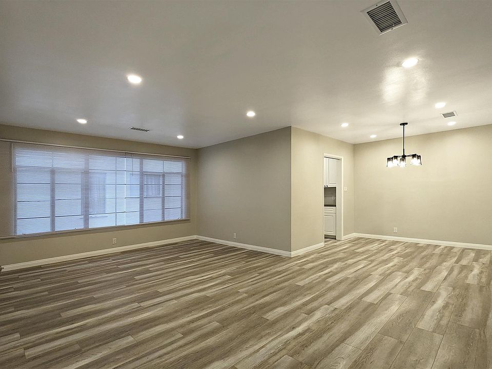 Living / Dining