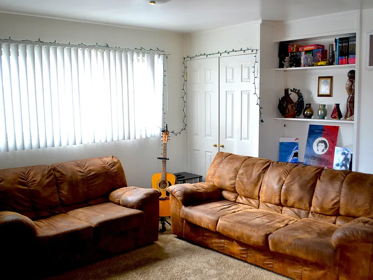 469 N 100 E — Photo 14