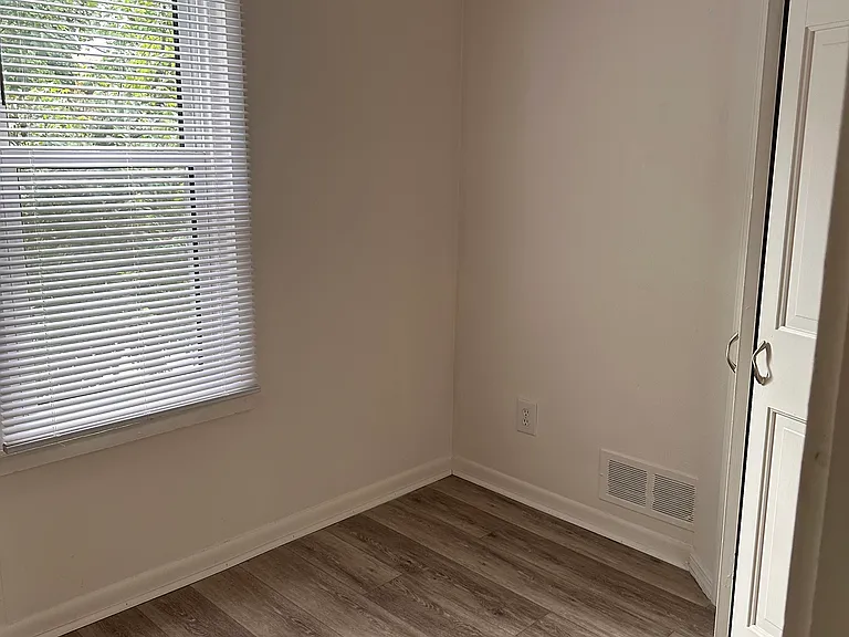 Den (0.5 bed). Tenant could utilize as office space or kids' room