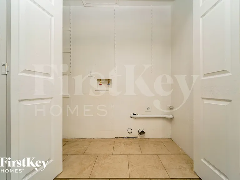 10272 E Sky Castle Way — Photo 13