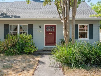 2744 Donner Way, Sacramento, CA, 95818