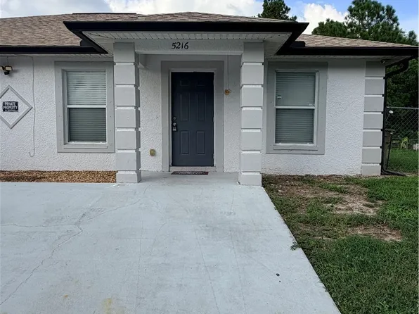 5216 28th St SW, Lehigh Acres, FL 33973