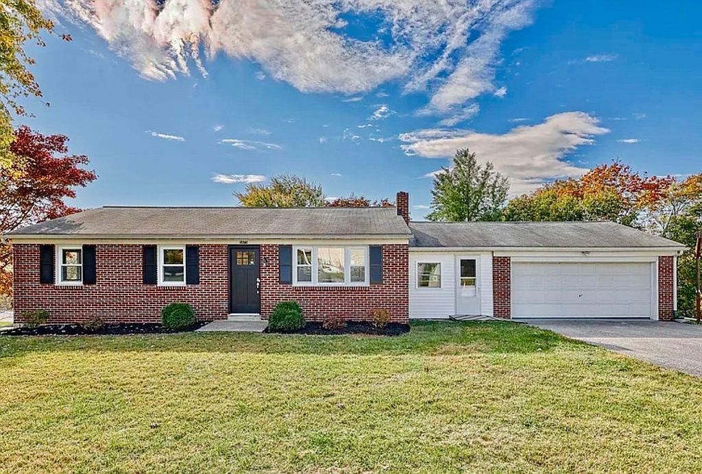 5975 Clover Rd - Property Image