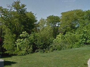 7509 Southport Ln, Springfield, IL 62711