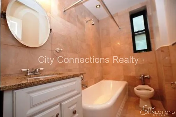 Rented by City Connections Realty | media 27