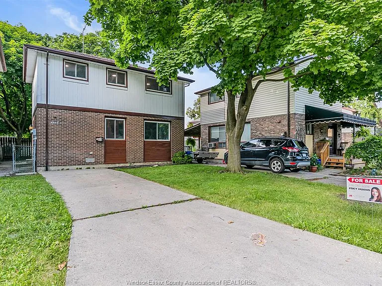 9020 Conway Ct — Photo 2