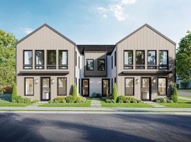 1206 Schweikhardt St