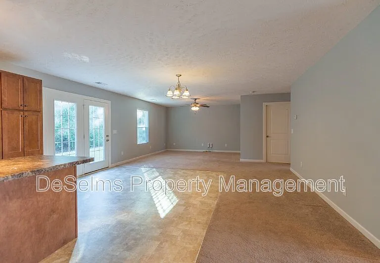 1536 Passage Dr — Photo 10