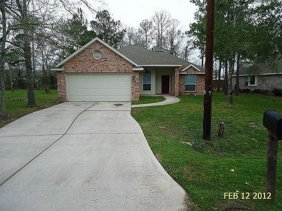 1st image of 2401 Holly Dr