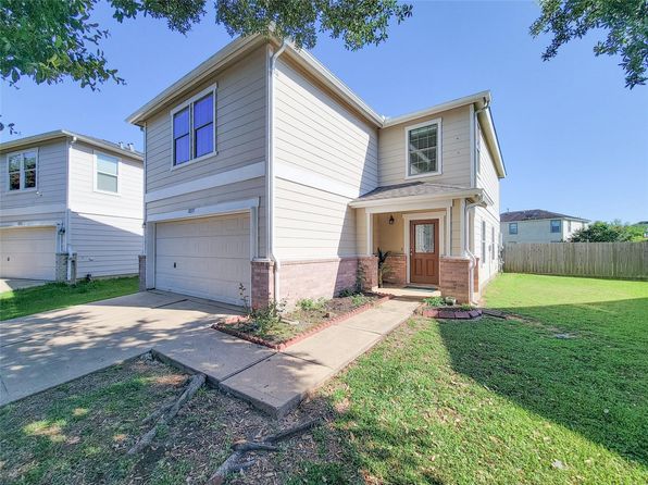 18235 Valebluff Ln