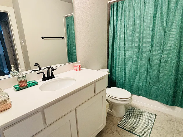 417 Rose Ave — Photo 7