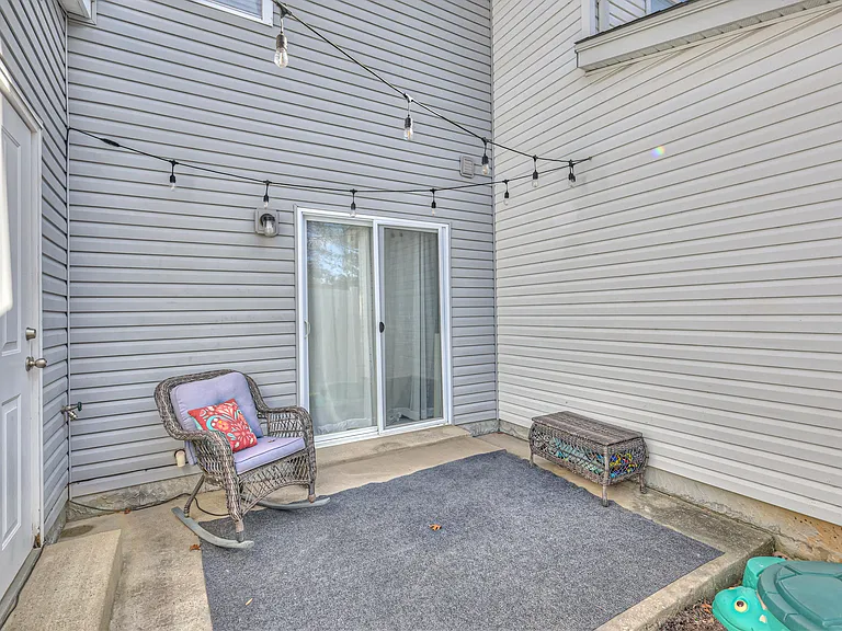 589 Bradburn Village Cir — Photo 29