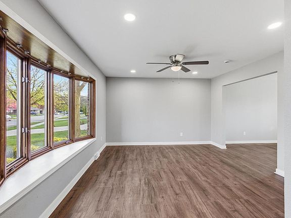 4th image of 5782 Rustic LANE