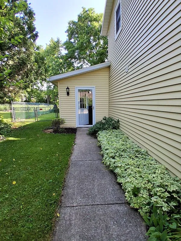 1 bed, 1.0 bath, 545 sqft, $1,200 — Photo 1