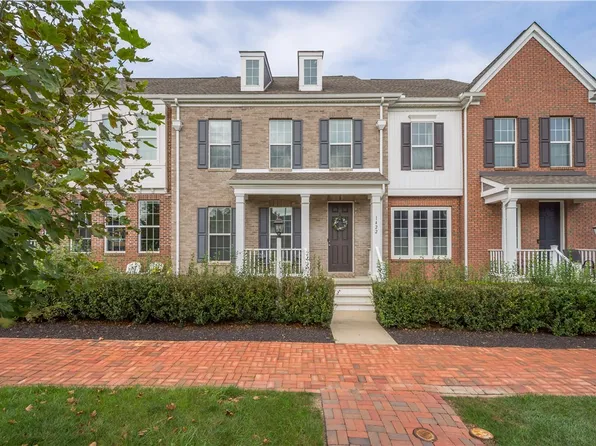 1422 Hastings Cres, Bridgeville, PA 15017