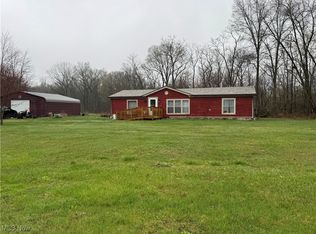 2051 Mahoning Rd, Deerfield, OH 44411