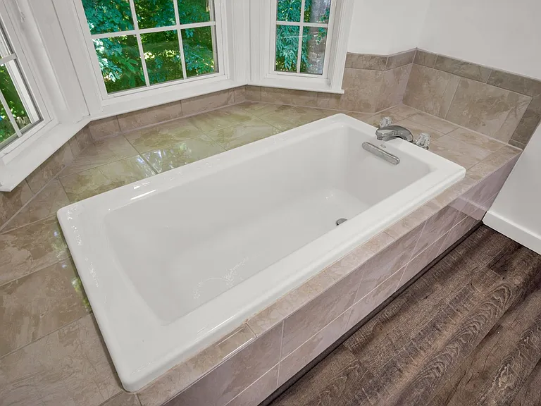 717 Lantern Pl — Photo 29