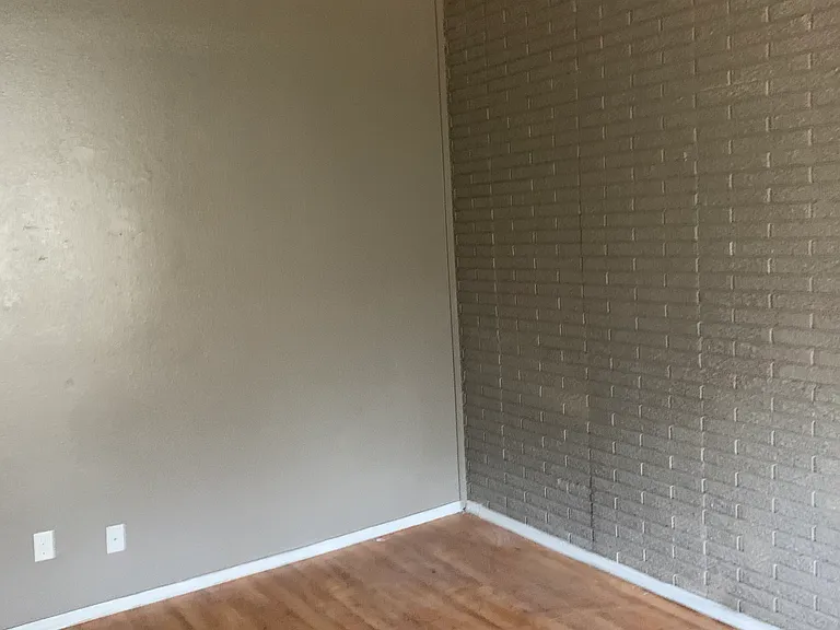 1100-1200 S Lynn Ln #21 — Photo 13