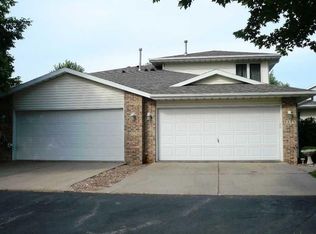 3323 Queen Dr SW, Cedar Rapids, IA 52404