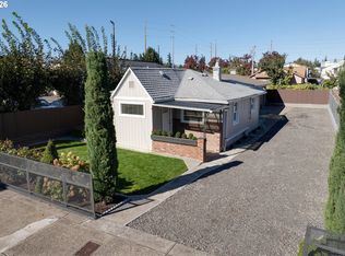 18149 SE Pine St, Portland, OR 97233