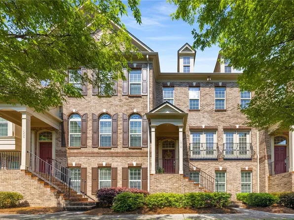 1012 E Paces Chase, Atlanta, GA 30326