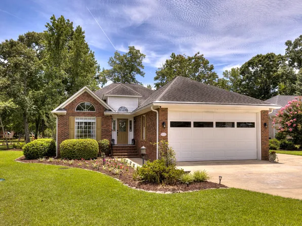 13 Ridge Lake Dr, Manning, SC 29102
