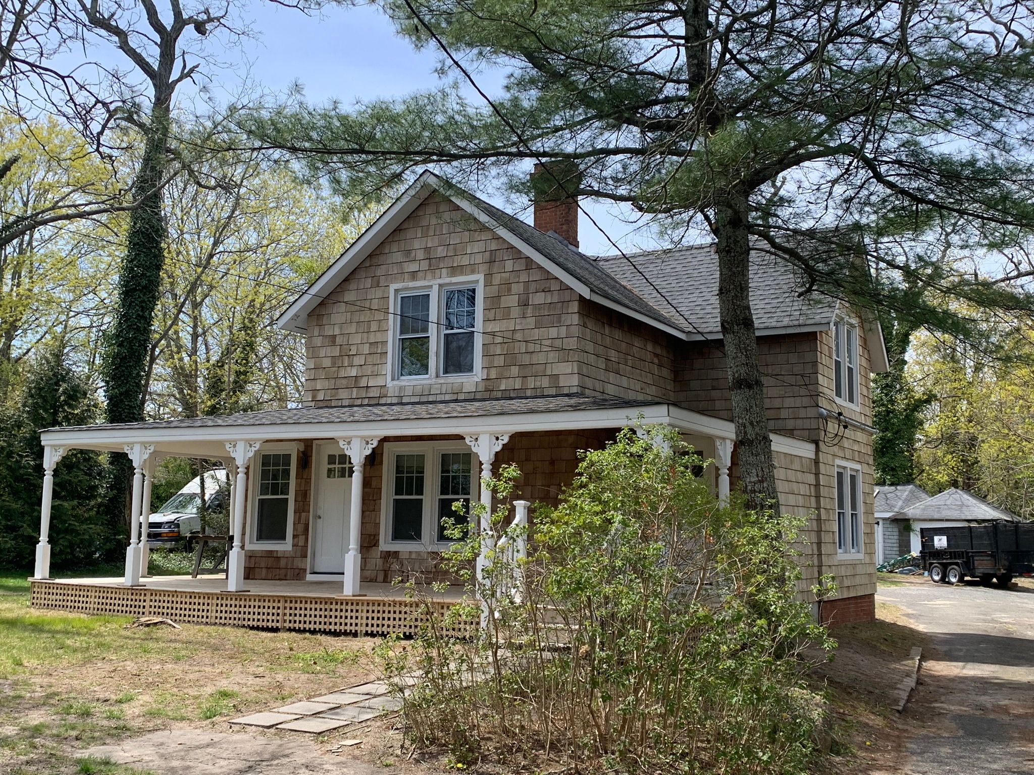 464 Montauk Hwy, East Quogue, NY 11942 Out East