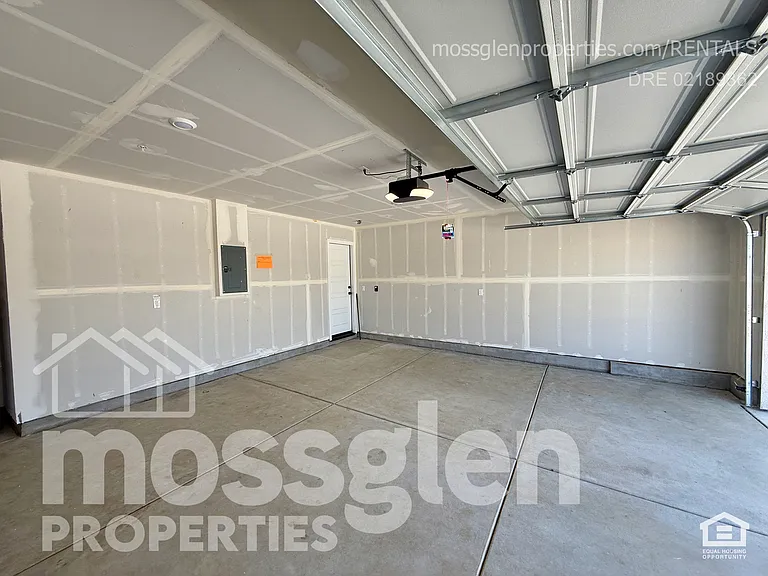 4447 Greenshank Way — Photo 33