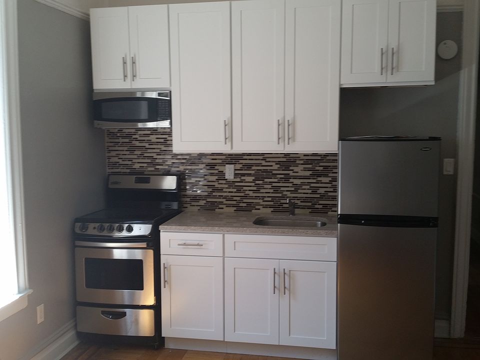1st image of 682 Ocean Ave #3R