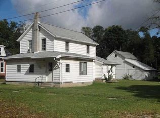 405 Williams St, Howe, IN 46746