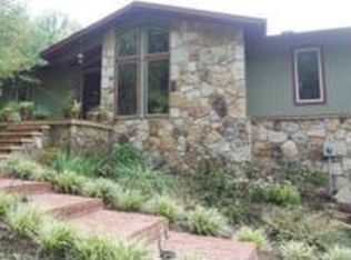 999 Tuskegee Dr, Oak Ridge, TN 37830