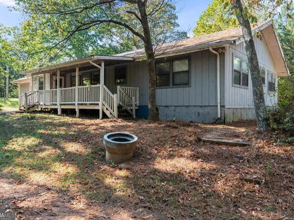 1206 Macedonia Rd, Newnan, GA 30263