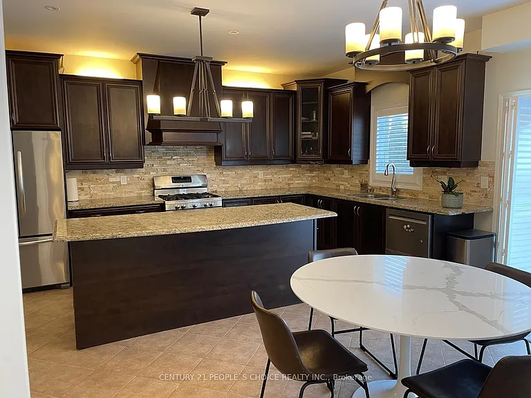 2486 Wasaga Dr — Photo 5
