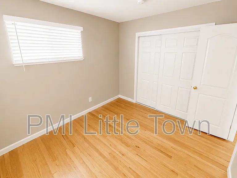 5561 S Cedar St — Photo 23
