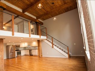 632 N College St #206, Carlisle, PA 17013