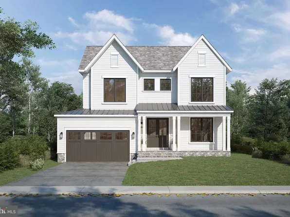 104 Dogwood St SW, Vienna, VA 22180